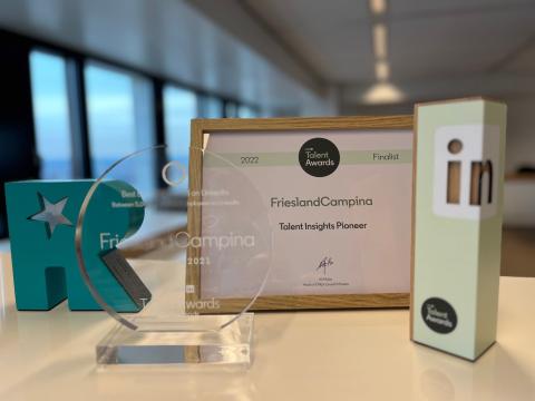 Nagyon büszkék vagyunk rá, hogy a mi közreműködésünkkel együtt tavaly elnyerte a FrieslandCampina a TIARA "Legjobb európai munkáltatói márka"-nak járó díját.