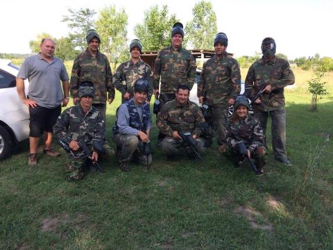 Élhajlító, stancoló és kombigépek szervizcsoportunk paintballozott