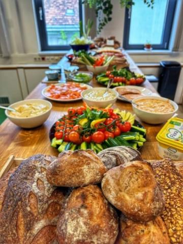 King's day brunch a holland nemzeti ünnepen